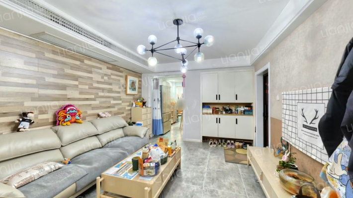 清江花苑绿茵园二手房实景图