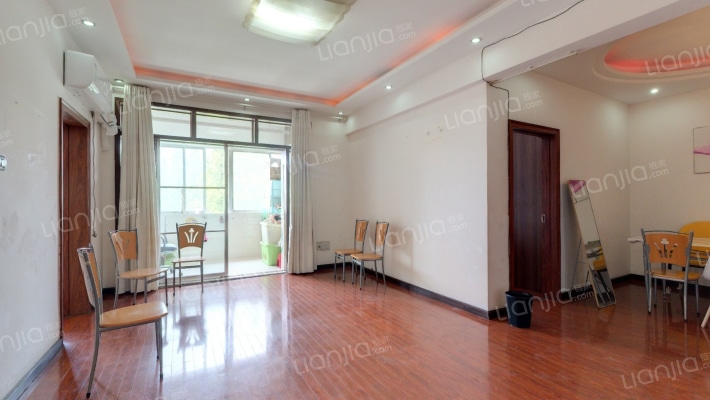 长春菜场院二手房实景图