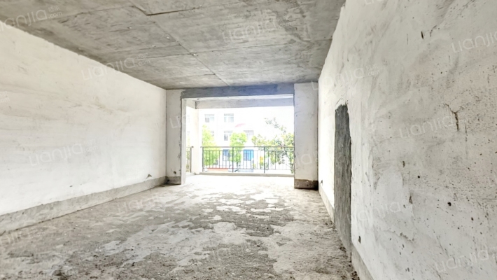 亚龙世纪嘉园二手房实景图