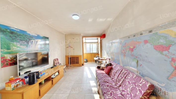 太原大学宿舍区二手房实景图