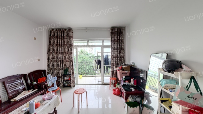 华润公寓二手房实景图