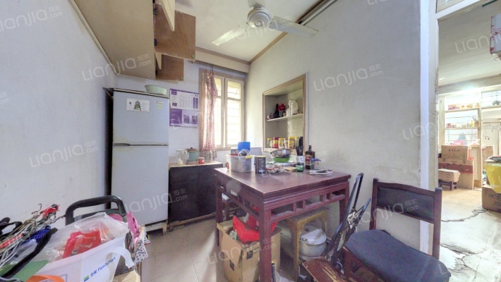 共和一村二手房实景图