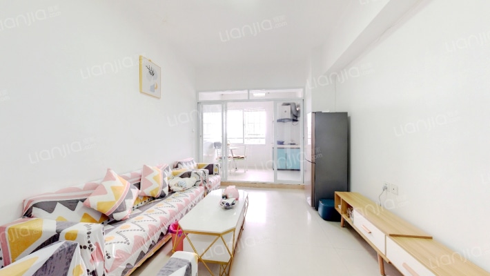 金茂大厦二手房实景图