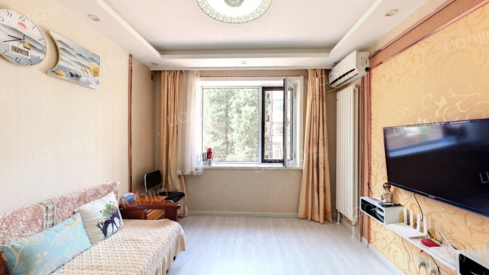 石松小区二手房实景图