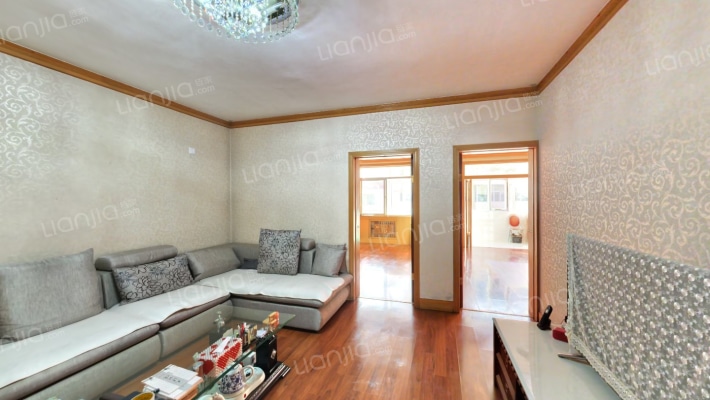 储备局小区二手房实景图