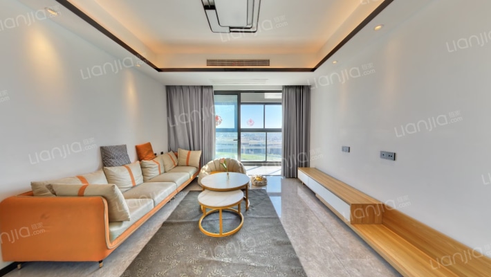 悦年华花园二手房实景图