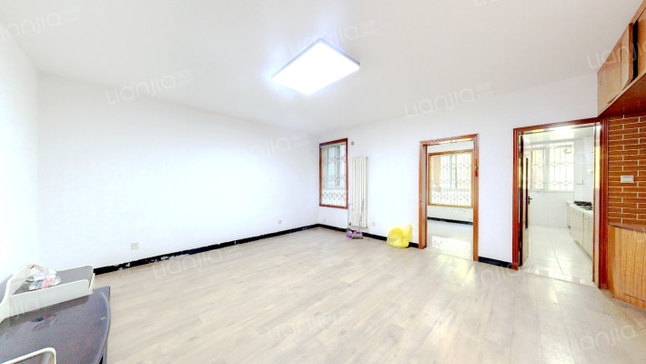 爱菊花园二手房实景图