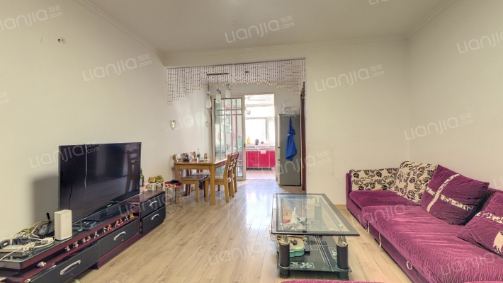 开发区高新朝路华泰豪庭大两居电梯洋房出售税费低-客厅