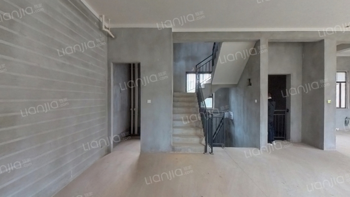 保集湖海塘庄园二手房实景图