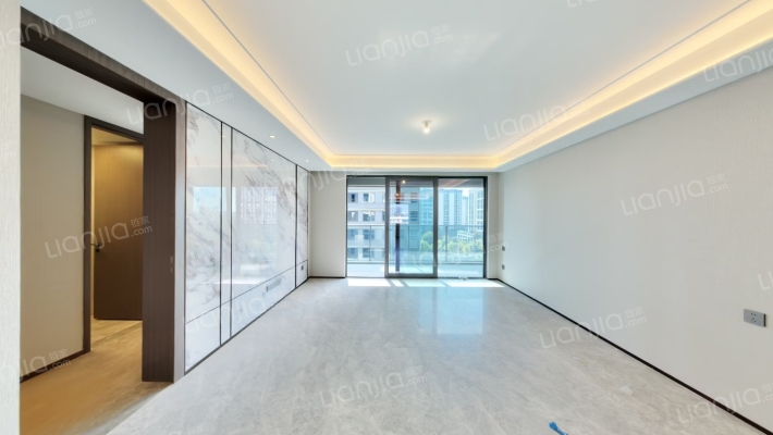 绿城宇诚丽澜轩二手房实景图