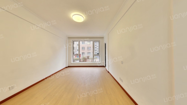 龙畔金泉五期K2区二手房实景图