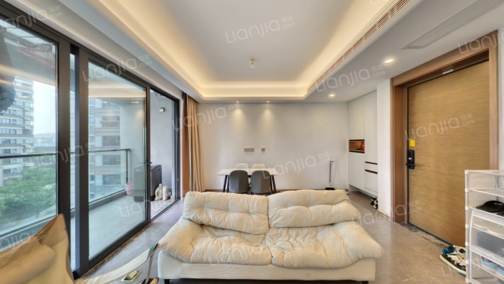 中南春风南岸二手房实景图