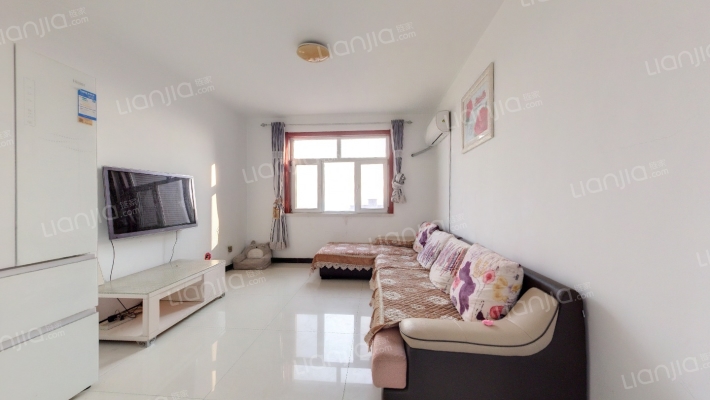 河畔泽园二手房实景图