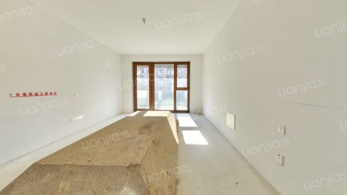 伟峰东域掬月府二手房实景图