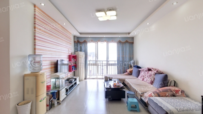 顶福天际二手房实景图