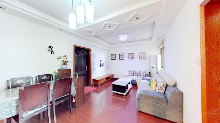 水岸花园二手房实景图