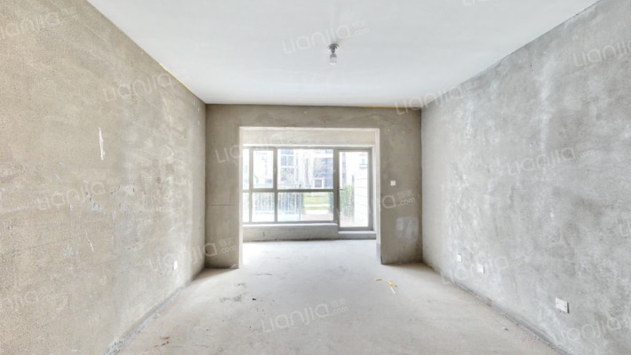 国赫天玺二手房实景图