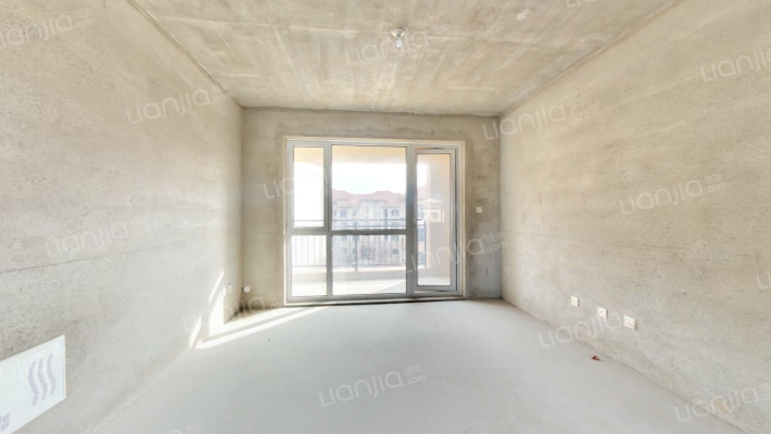 鲁能胜地泰山九号二手房实景图