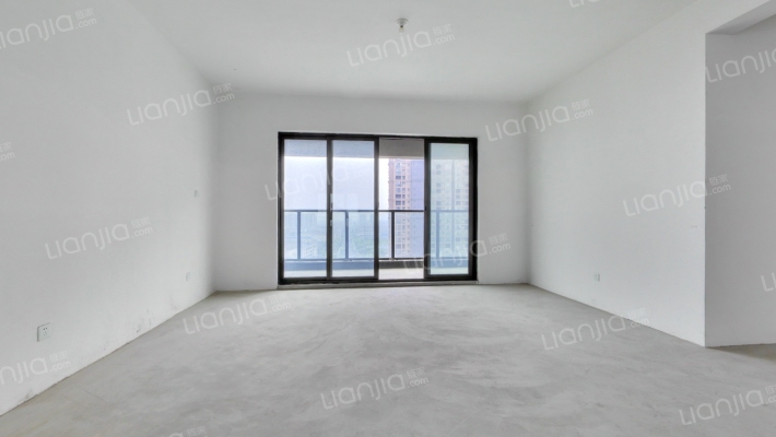 铂悦花园二手房实景图