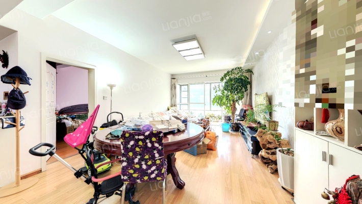 警苑小区二手房实景图