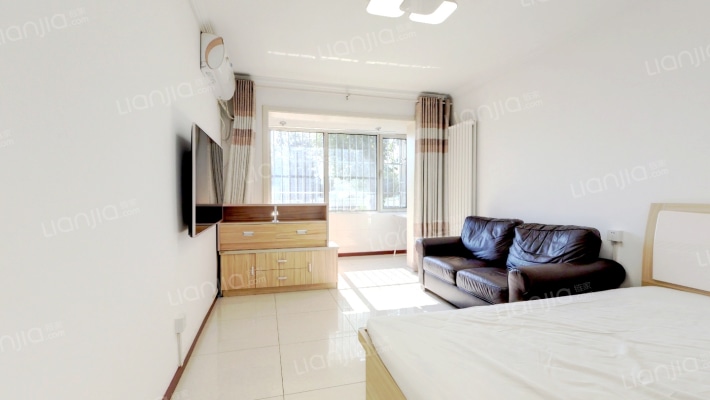 蔚园二手房实景图