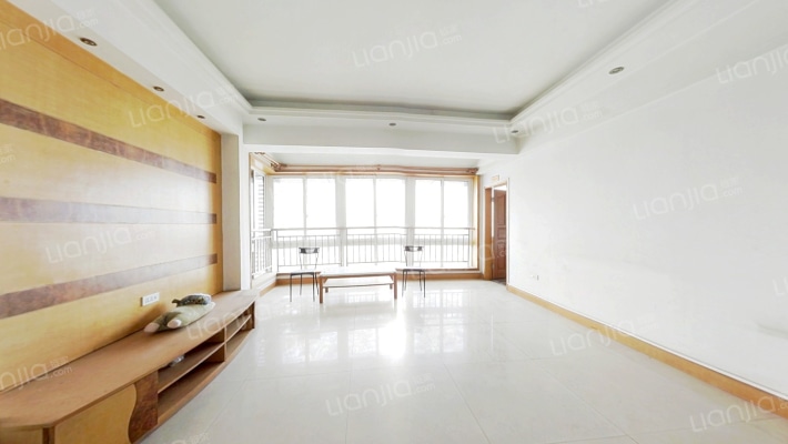 宏声公寓二手房实景图