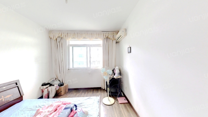 东兴路13号二手房实景图