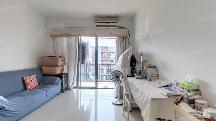 金地格林小城二手房实景图