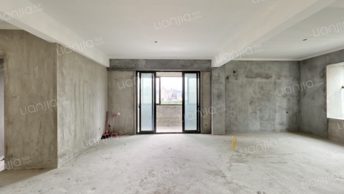 榕发乌山郡二手房实景图