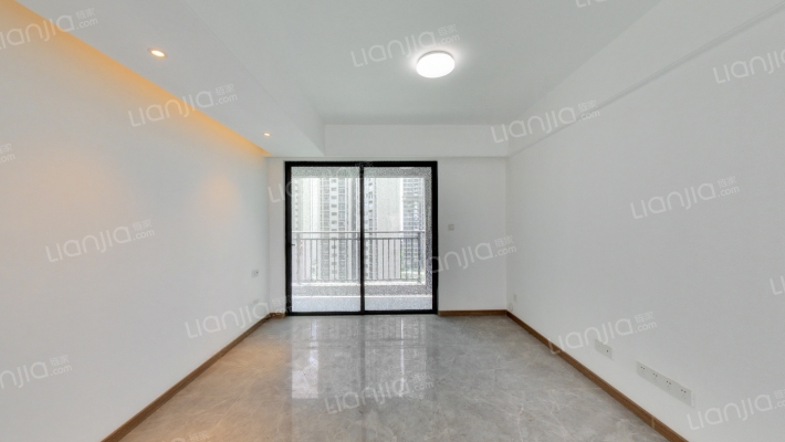 卓越浅水湾二手房实景图