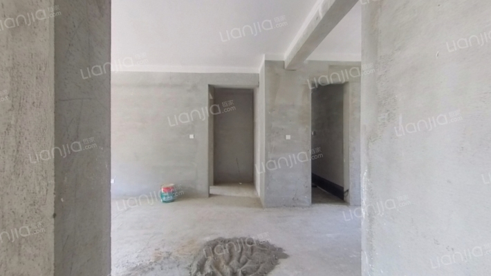 水润尚院二手房实景图