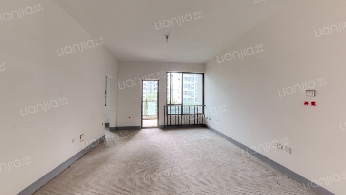 南方玫瑰城黄瑰苑B2区二手房实景图