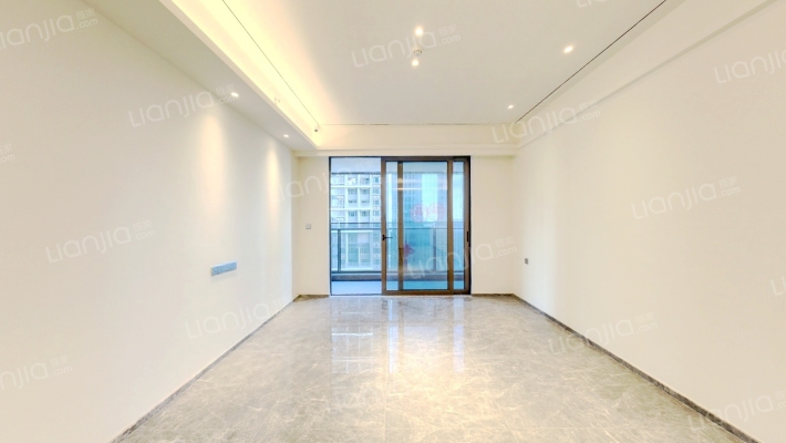 保利天际二手房实景图