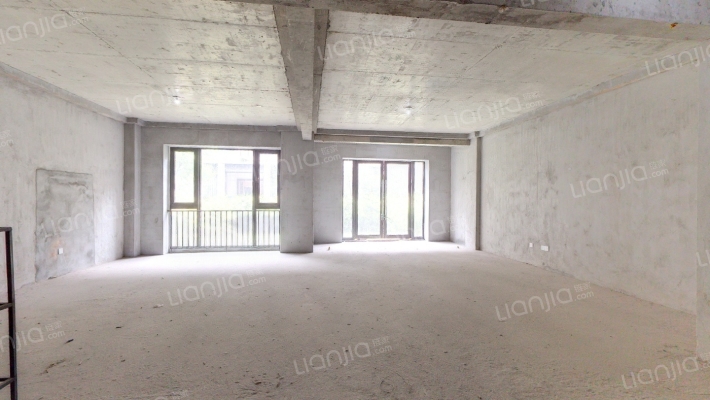 保利天汇二手房实景图