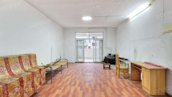 新一中宿舍二手房实景图