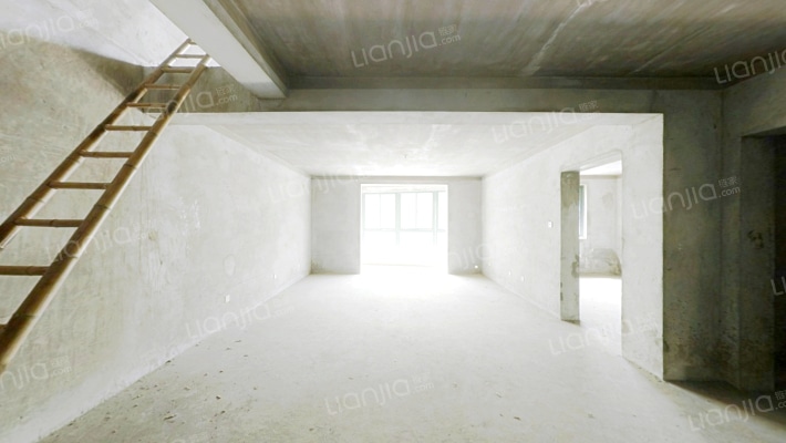 恒美嘉园B区二手房实景图