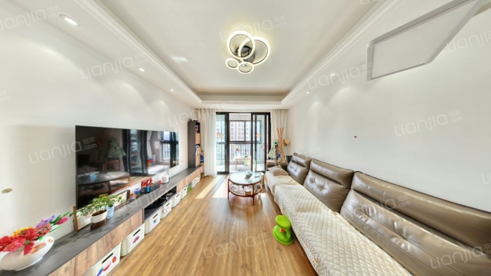 誉峰苑二手房实景图