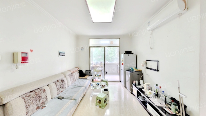 彩虹风景二手房实景图