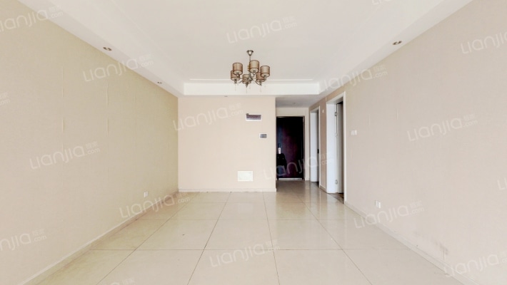 米兰春天二手房实景图