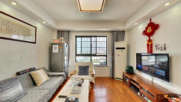 中河名庭二手房实景图