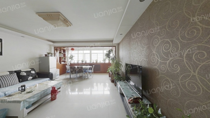 荣成家园二手房实景图