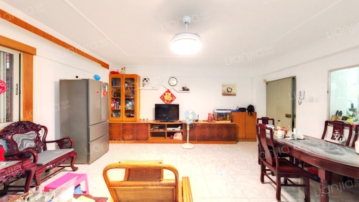 广播电台综合楼二手房实景图