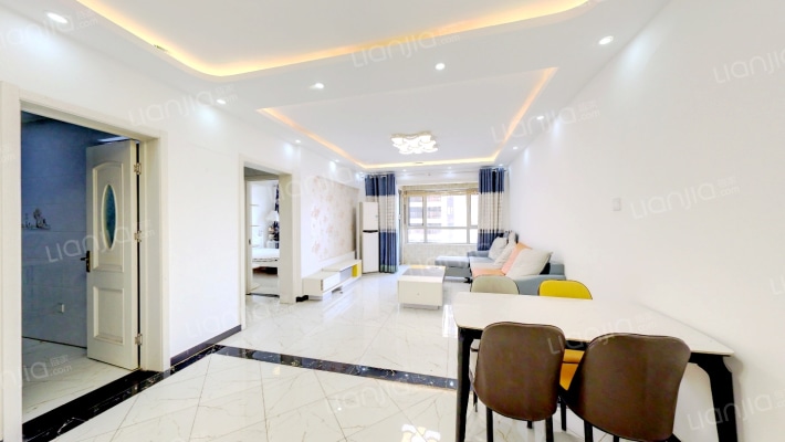 孔雀城大学里二手房实景图