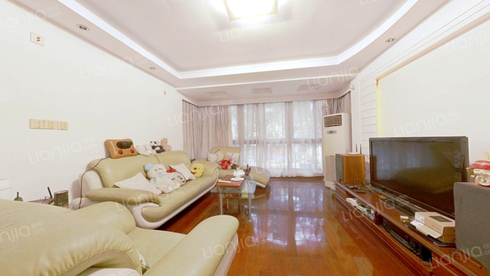 海华六和嘉园二手房实景图