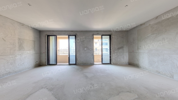 华美翡丽山三期二手房实景图