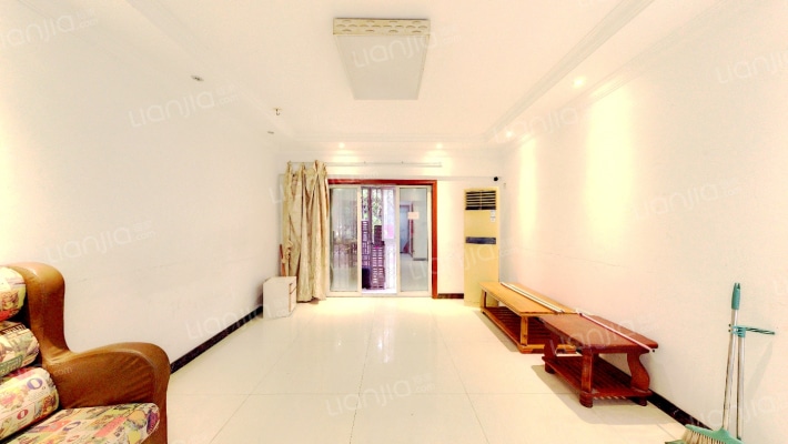 依云雅筑二手房实景图