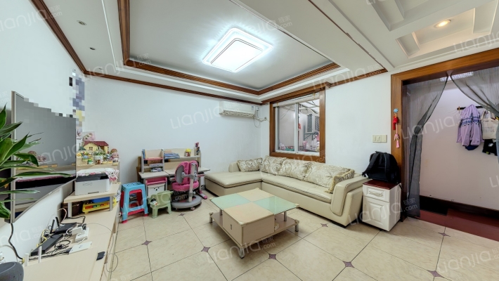 玄坛公寓二手房实景图