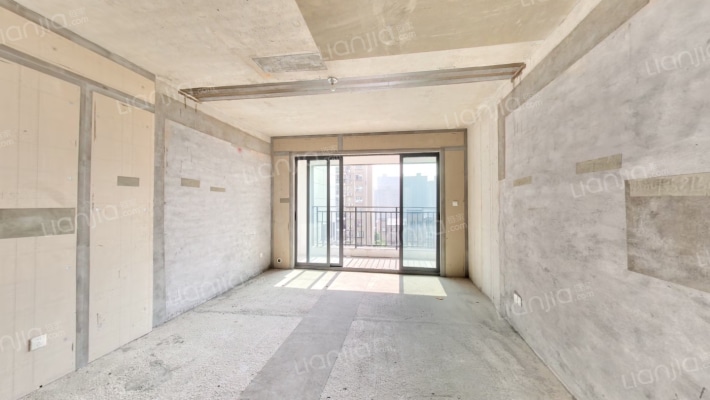 轨道中建麓江府二手房实景图