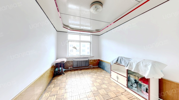 新华小区二手房实景图