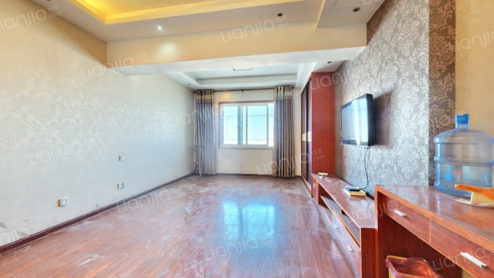 海华云顶二手房实景图